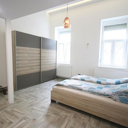 Napfeny Apartment Szeged Luaran gambar